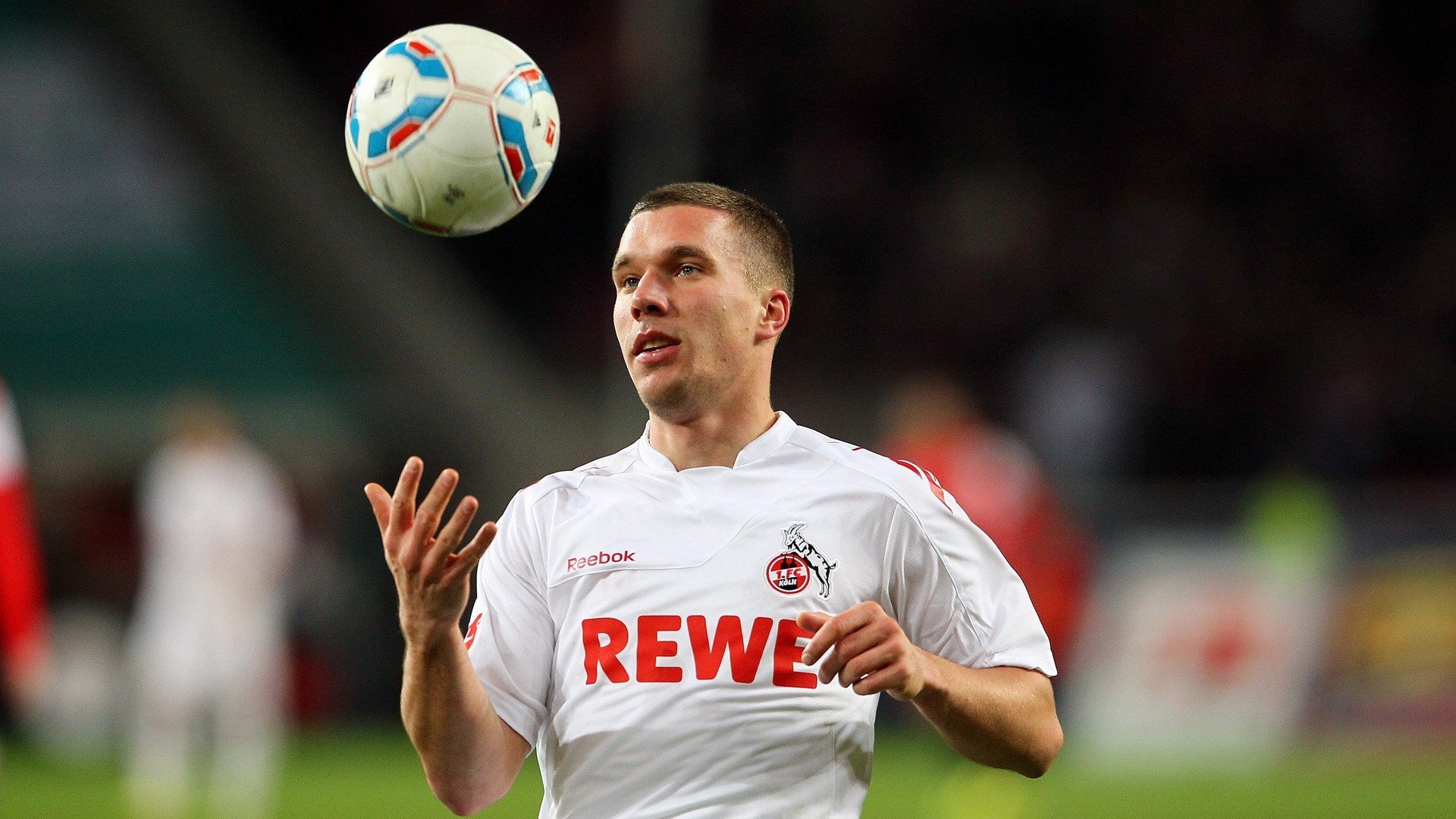 卡拉格质疑利物浦锋线安排，利物浦格拉利什