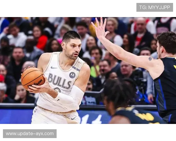 公牛压力防守逼迫对方掉球失误